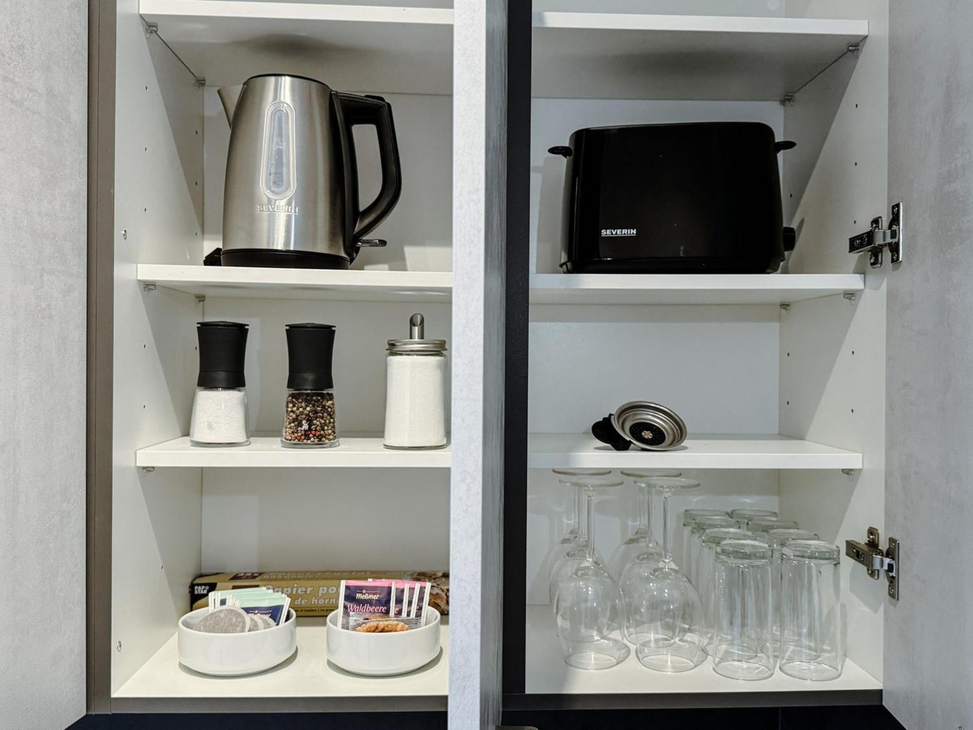 Modernes Apartment In Top Lage Komfortabel Eingerichtet Mit Arbeitsplatz Und Kueche - Geibelsuite Hannover Buitenkant foto